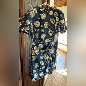 Vintage Evan Picone Silk Faux Wrap Dress SZ 14
Teal Tribal Tye Dye
